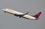 N389DA @ KLAX - LAX 2015
