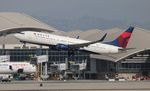 N391DA @ KLAX - LAX 2015 - by Florida Metal