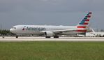 N392AN @ KMIA - MIA 2019 - by Florida Metal