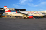 OE-LXB @ VIE - Austrian Airlines