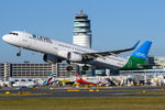 OE-LCN @ VIE - Level - by Chris Jilli