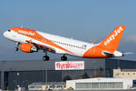 OE-IZC @ VIE - easyjet - by Chris Jilli