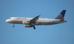 N406UA @ KSFO - SFO 2018 - by Florida Metal