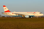 OE-LBO @ VIE - Austrian Airlines - by Chris Jilli