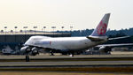 B-18719 @ KATL - Taxi Atlanta
