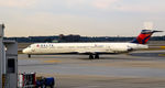 N948DL @ KATL - Taxi Atlanta - by Ronald Barker