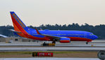 N7744A @ KATL - Taxi Atlanta - by Ronald Barker