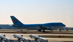 HL7492 @ KATL - Takeoff Atlanta - by Ronald Barker