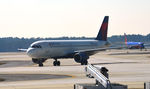N332NW @ KATL - Taxi Atlanta - by Ronald Barker
