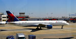 N680DA @ KATL - Taxi Atlanta - by Ronald Barker