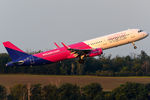 HA-LTF @ VIE - Wizzair - by Chris Jilli