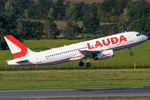 OE-LOY @ VIE - Laudamotion