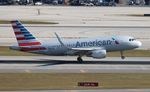 N8027D @ KMIA - AAL A319 - by Florida Metal