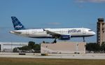 N529JB @ KFLL - FLL 2019