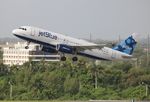 N534JB @ KFLL - FLL 2019