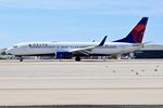 N373DA @ KBOI - Landing roll out.
