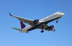 N541US @ KLAX - LAX 2018 - by Florida Metal