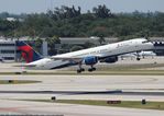 N549US @ KFLL - FLL 2014