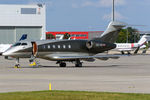 OE-HII @ VIE - Laudamotion Executive - by Chris Jilli