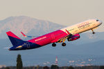 HA-LTH @ VIE - Wizzair - by Chris Jilli