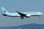 HL8285 @ VIE - Korean Air Cargo - by Chris Jilli