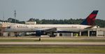 N616DL @ KATL - ATL 2015 - by Florida Metal