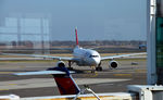 HB-JHB @ KJFK - Taxi JFK