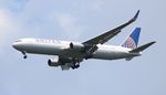 N655UA @ KORD - ORD 2019 - by Florida Metal