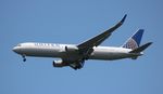 N656UA @ KORD - ORD 2019 - by Florida Metal