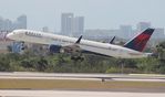 N665DN @ KFLL - FLL 2015