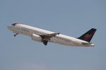 N687TA @ KMIA - MIA 2014 - by Florida Metal