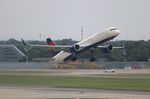 N689DL @ KTPA - TPA 2019 - by Florida Metal