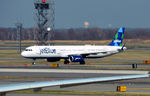 N947JB @ KJFK - Taxi JFK