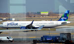 N979JT @ KJFK - Taxi JFK