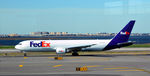 N140FE @ KJFK - Taxi JFK