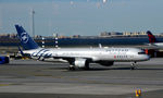 N705TW @ KJFK - Taxi JFK
