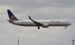 N37462 @ KMIA - United 737-924