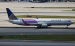 N66848 @ KMIA - March of Dimes United 737-924 - by Florida Metal