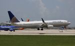 N67845 @ KFLL - United 737-924 - by Florida Metal