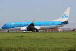 PH-BXI @ EHAM - at spl - by Ronald