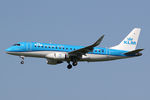 PH-EXW @ EHAM - at spl - by Ronald