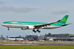 EI-EAV @ EIDW - Short final r/w 28 - by Robert Kearney