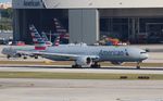 N723AN @ KMIA - MIA spotting 2017 - by Florida Metal