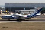RA-76952 @ LPPT - Cargo