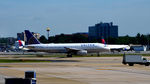 N434UA @ KATL - Taxi Atlanta