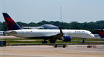 N687DL @ KATL - Taxi Atlanta