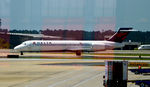 N921AT @ KATL - Taxi Atlanta