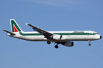 I-BIXA @ LFPG - at cdg - by Ronald