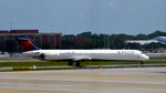 N952DN @ KATL - Taxi Atlanta