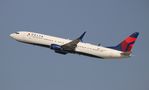 N842DN @ KLAX - LAX spotting 2015